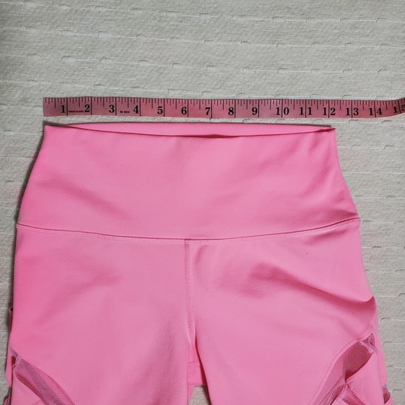 ALO YOGA  Macaroon Pink Mesmerize Mesh Stripe High Rise Capri Legging Si… - Picture 5 of 8